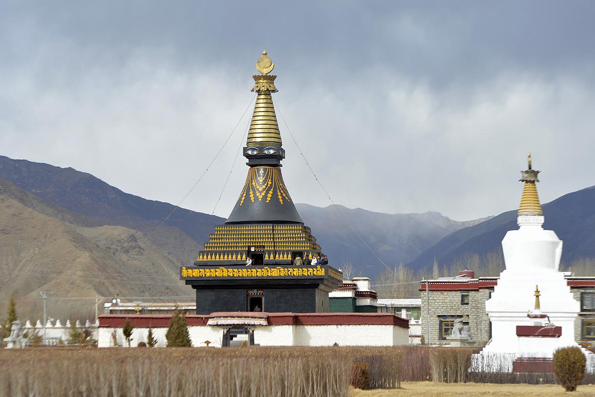 Ganden Samye Monastery Trek