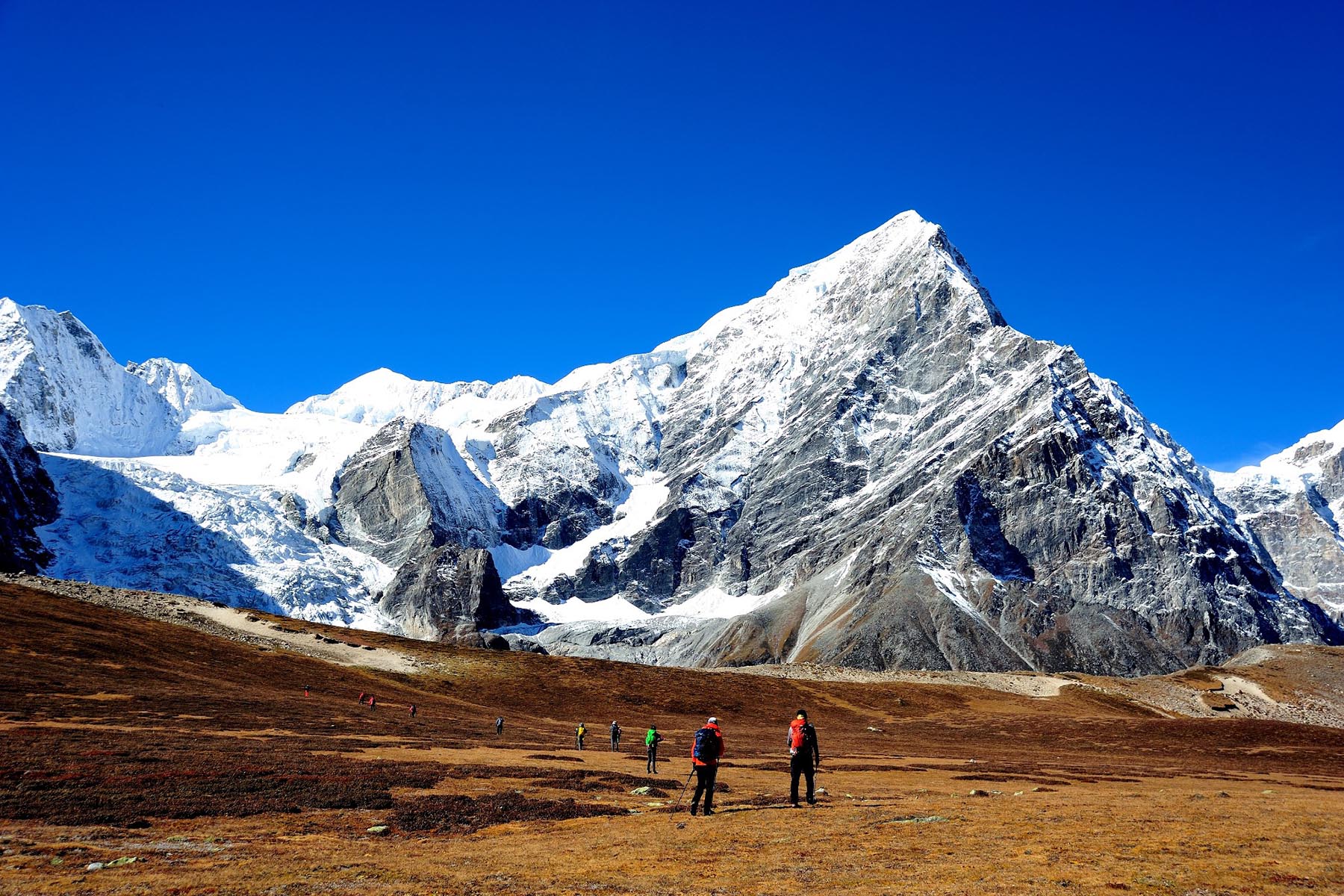 Shishapangma Trek